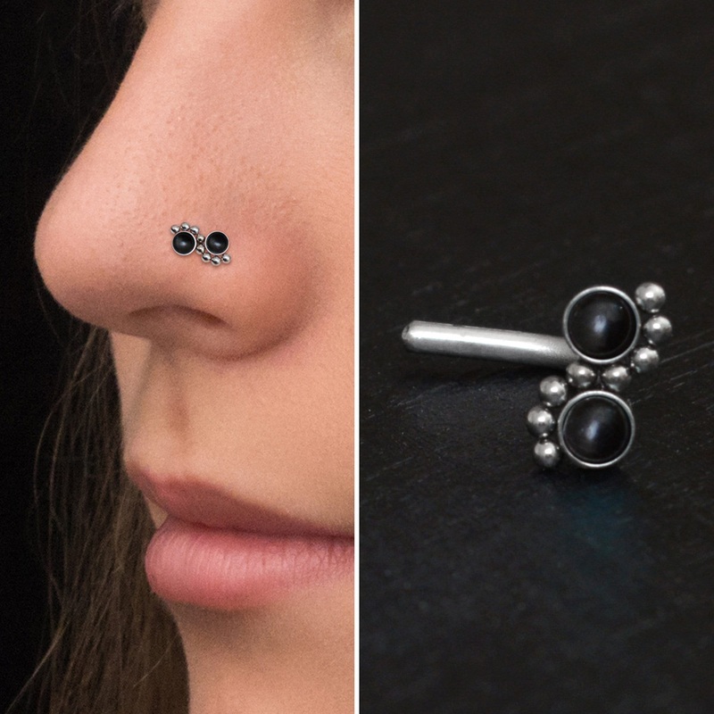 Onyx Nose Stud Ring Titanium