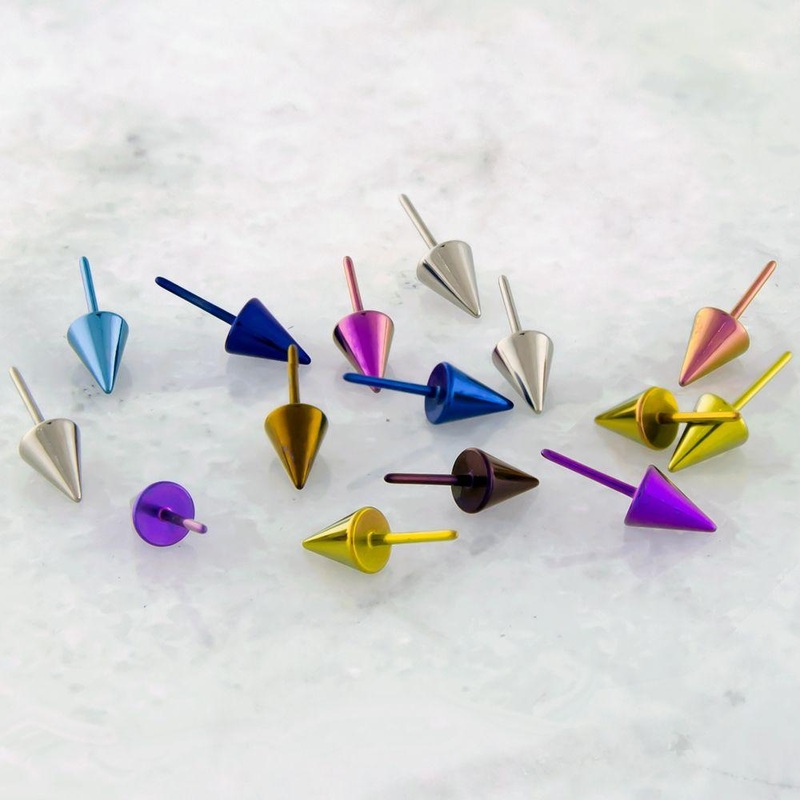 Titanium Threadless Cone / Spike – 1 Piece – Special #SPLT#6 . Head Size: 3mmX4mm Blue