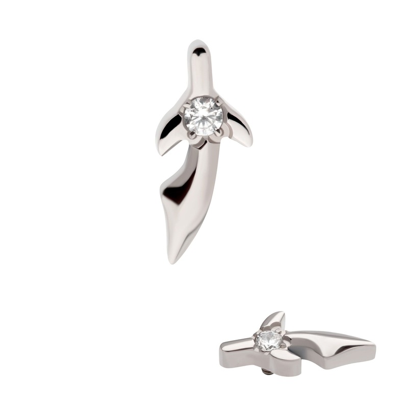Titanium Internally Threaded Center Prong Set CZ Dagger Cartilage Replacement Top – 1 Piece . Ball-Size: Top: 8.54mm (L) x 3.7mm (W) x 1.6mm (H) |Gem: 1.5mm Clear