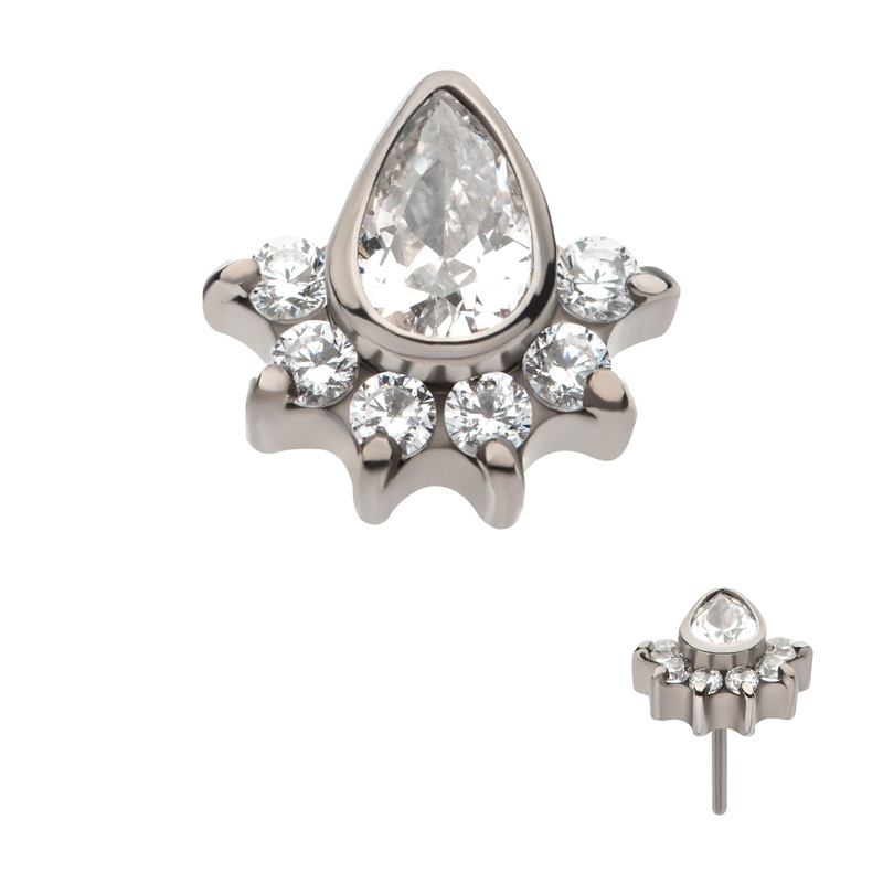 Titanium Threadless Teardrop CZ Center Round CZ 6-Cluster Labret Cartilage Replacement Top – 1 Piece . Top: 5.4mm (L) x 4.9mm (W) x 2.5mm (H) |7pcs Gem Clear