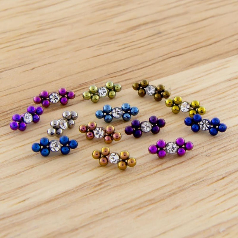 14g Titanium Internally Threaded Beaded Gem End – 1 Piece 14G (1.6mm) . Gem: CLEAR