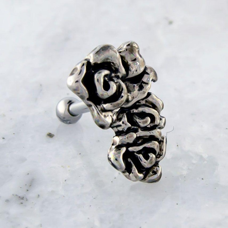 16g Triple Rose Barbell – 1 Piece 16G (1.2mm) Length: 1/4″ (6mm) | Ball-Size: 2.5mm
