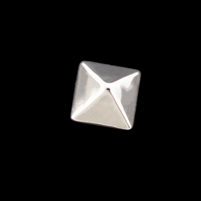 14G Thema – Internally Threaded 14G (1.6mm) 4mm