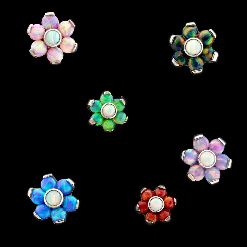 14G Anka – Internally Threaded w/ Colored Petals 14G (1.6mm) 4mm Blue