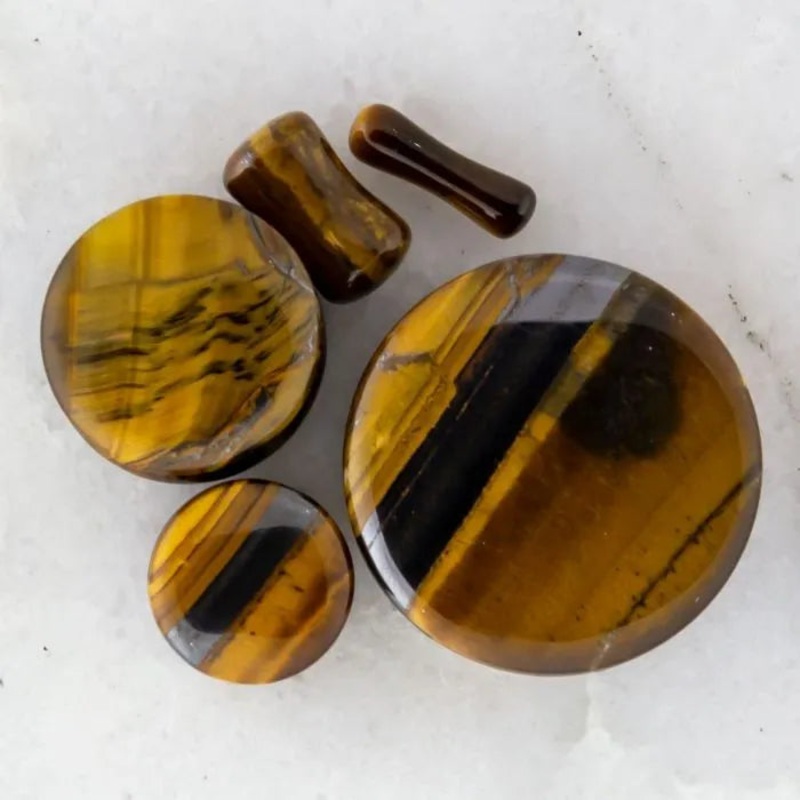 Tiger’s Eye Stone Plugs 8G (3mm)