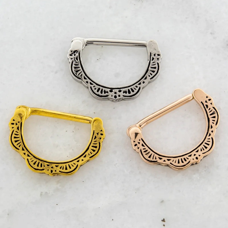 14G Decorative Nipple Clicker Gold PVD