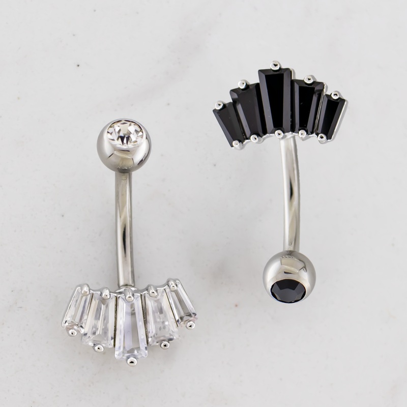 14G Fanned Baguette Navel Barbell 14G (1.6mm) 3/8″ (10mm) Jet Black
