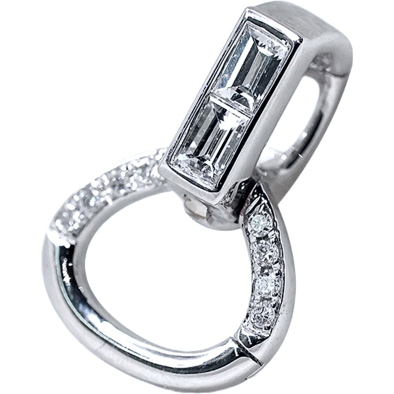 18k Gold Emerald Cut Diamond Clasp