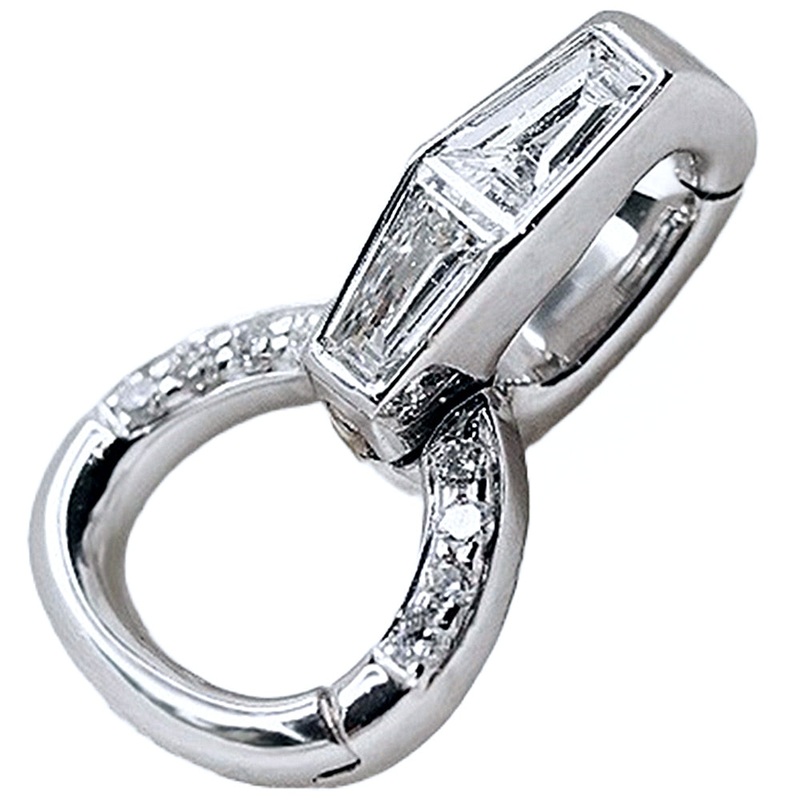 18k Gold Emerald Cut Diamond Clasp Lock