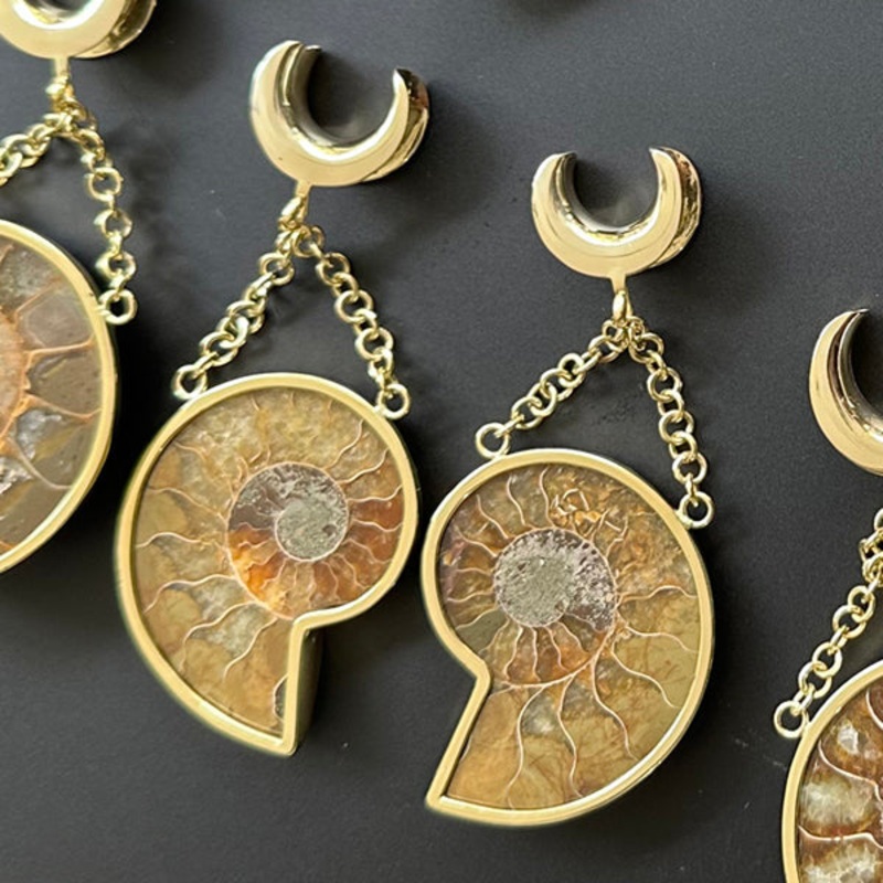 Ammonite Dangle Brass Saddle Spreaders 00 gauge (10mm) Yellow Brass Pair